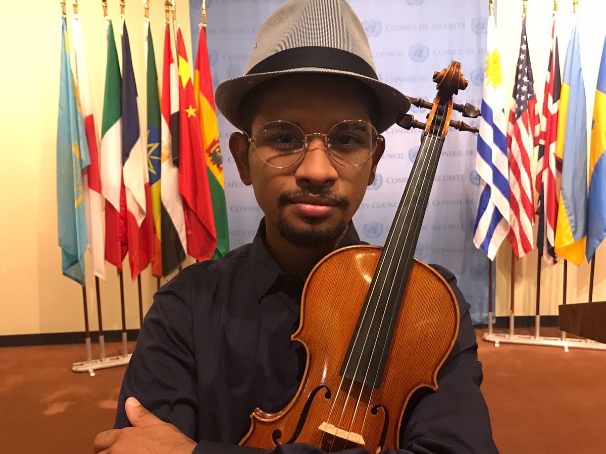 El País: Wuilly Arteaga, un violín torturado contra Maduro