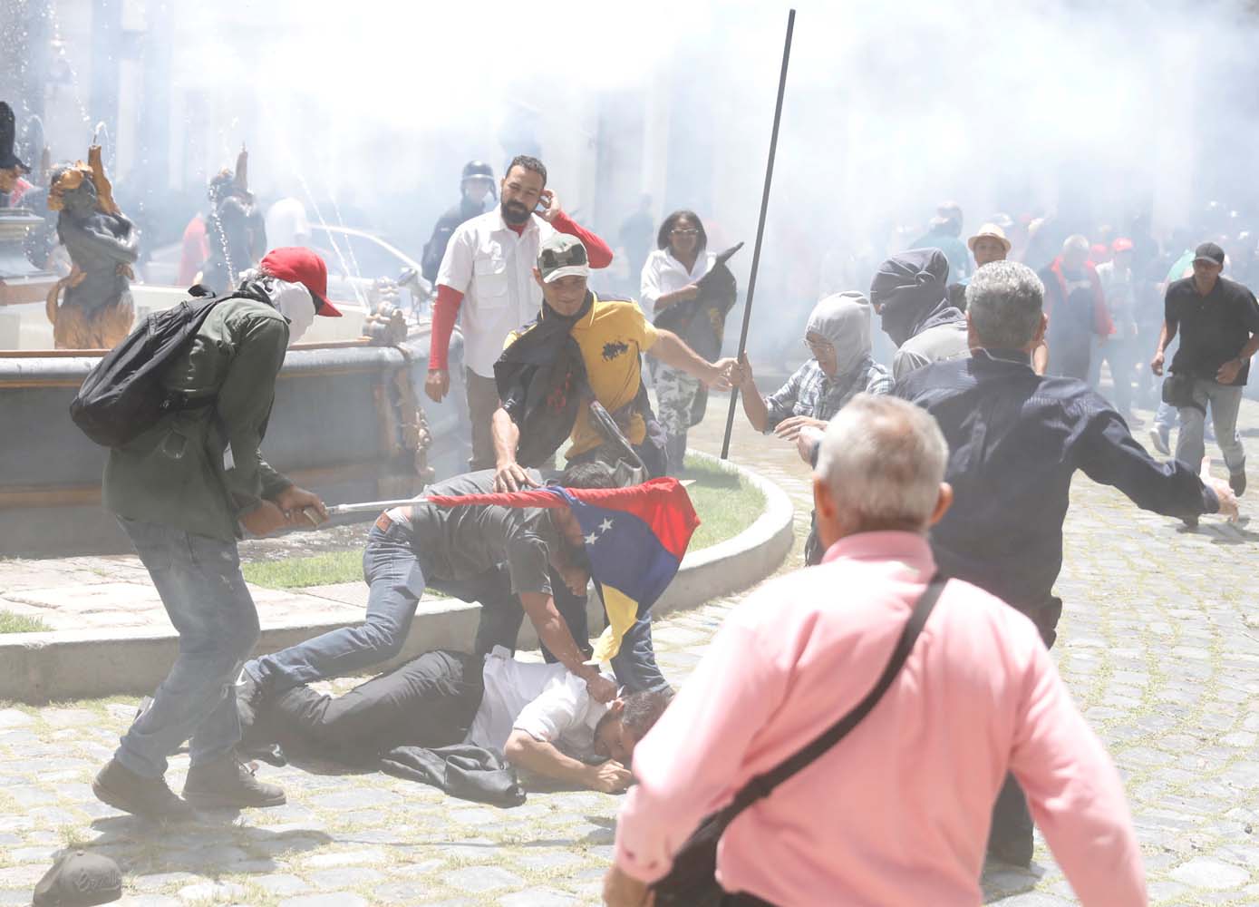 Francia condena asalto a la AN: No hay Estado de derecho sin respeto a las instituciones