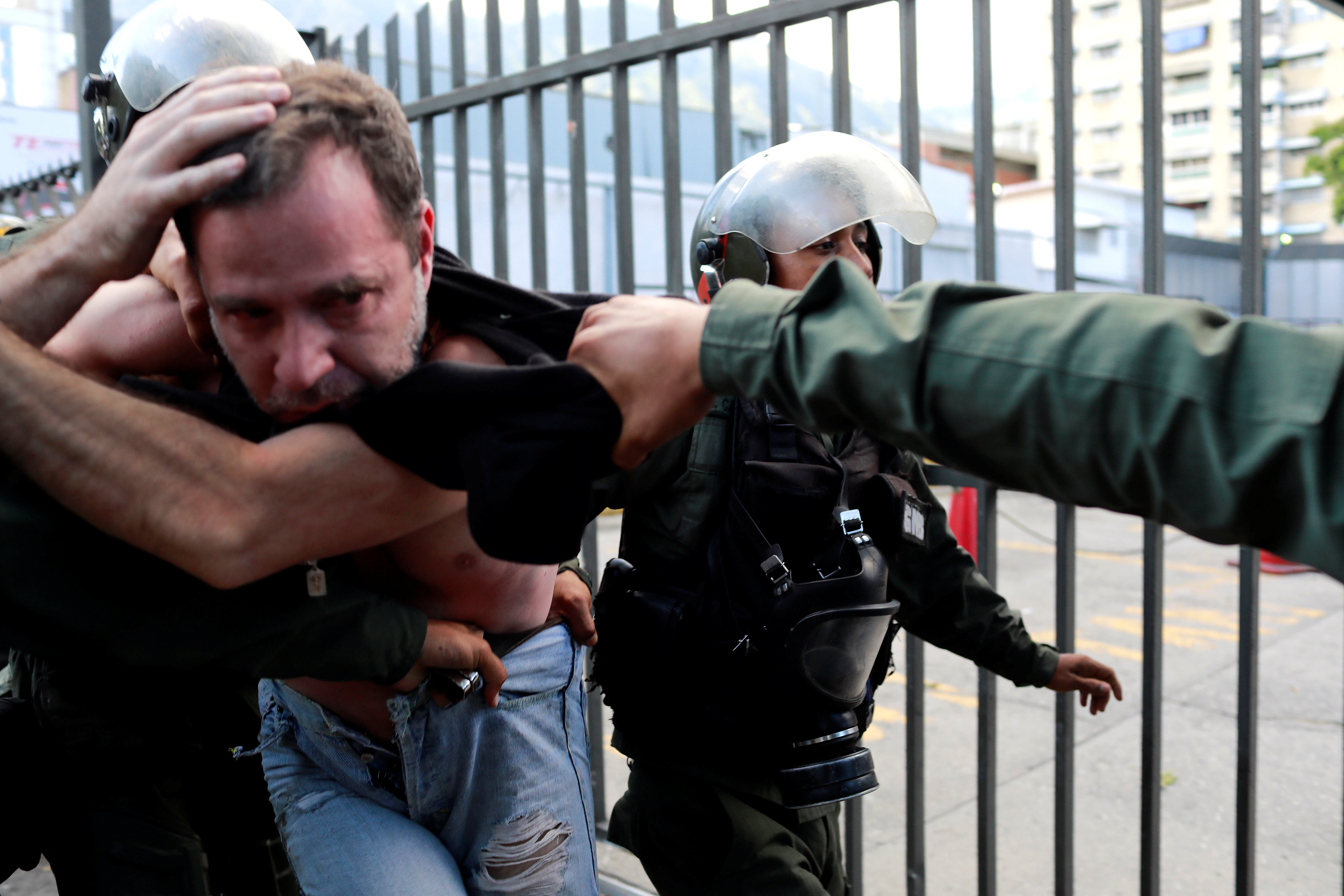 Foro Penal contabiliza 107 detenidos en todo el país durante el Paro Cívico