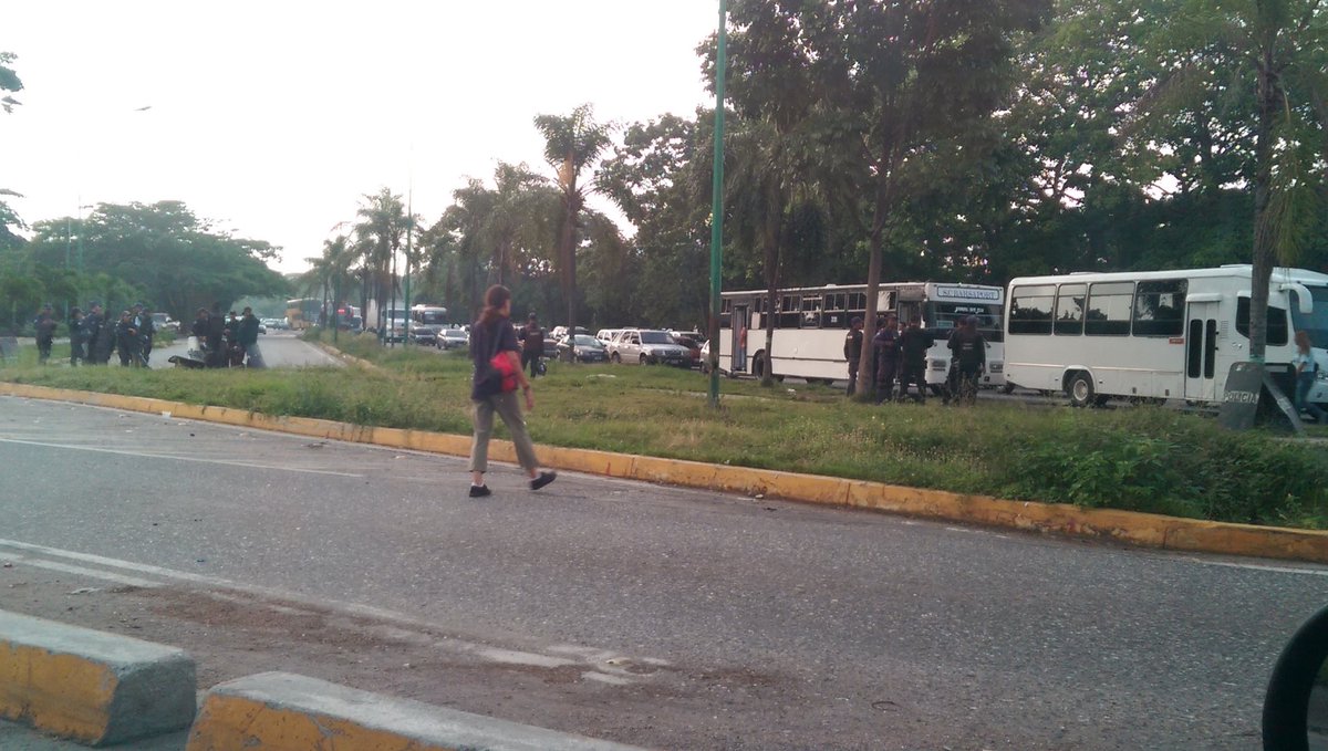 Fuerte presencia de PoliLara en El Cardenalito #4Jul