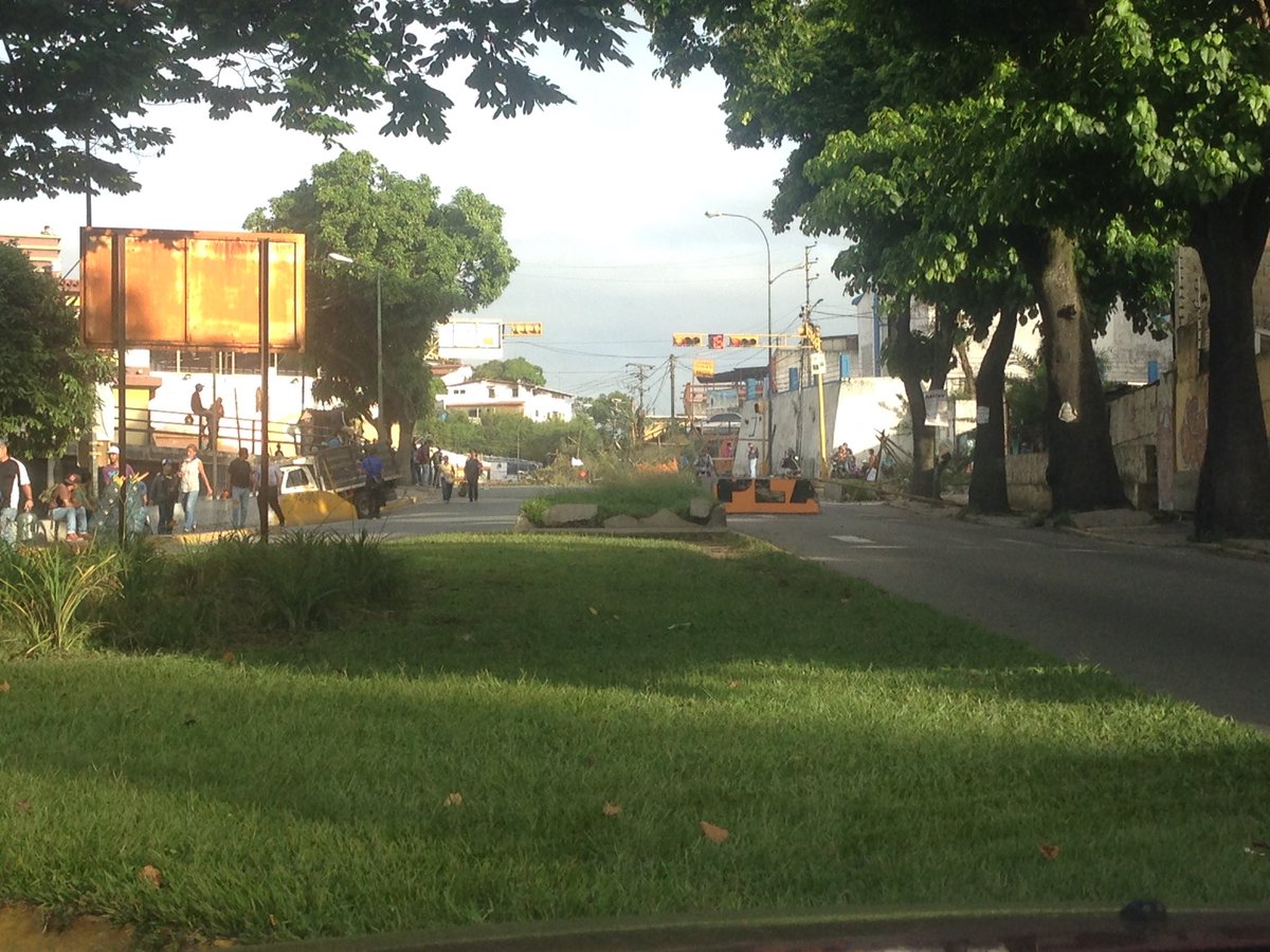 El pueblo de El Hatillo también se unió al trancazo #19Jul