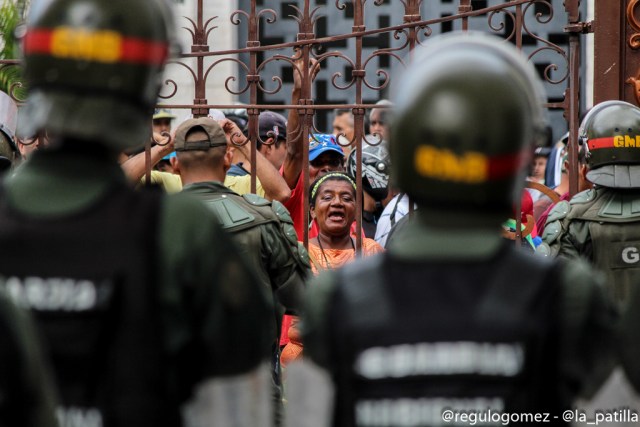 Golpes, robos y amenazas con armas: La odisea que vivieron los secuestrados de la AN. Foto: Régulo Gómez / LaPatilla.com