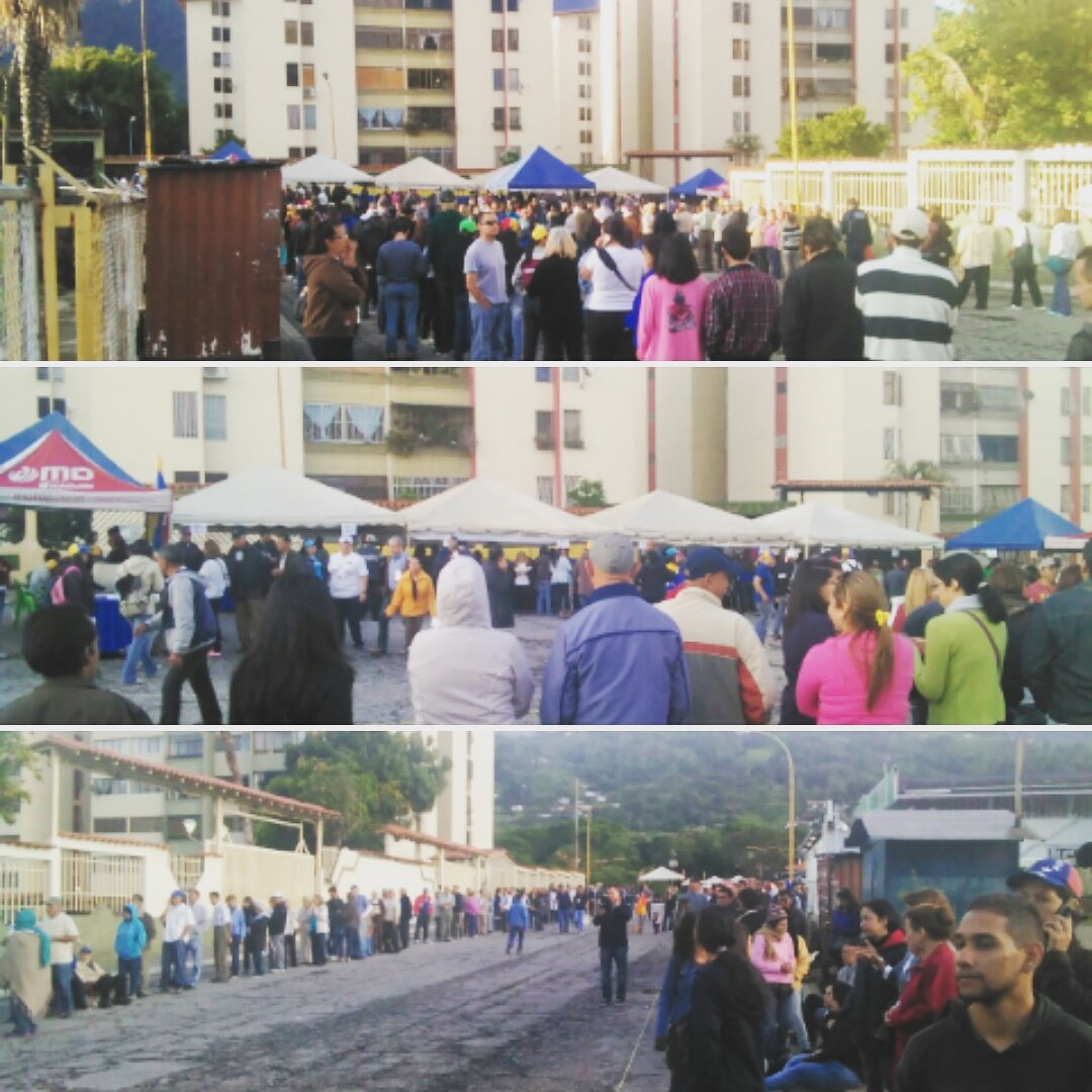 Merideños participan en consulta popular este #16Jul