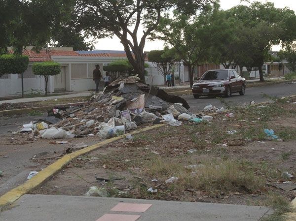 Foto: Calles de Maracaibo amanecieron solitarias este lunes / Panorama