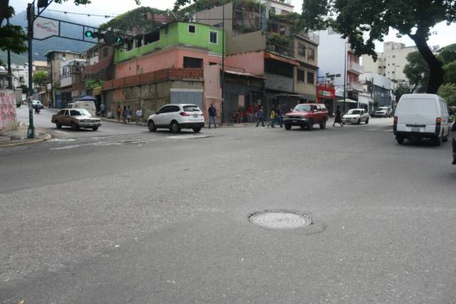 Avenida Andrés Bello con barricadas / Fotos: Will Jiménez