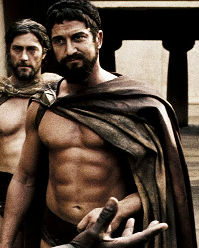 ¡Irreconocible! Así cambió el protagonista de “300”