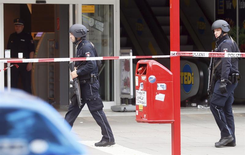 Un muerto en un ataque a cuchilladas en un supermercado de Hamburgo