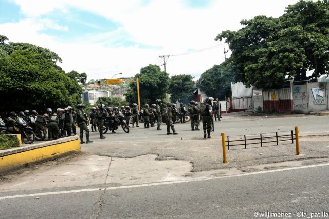 La marcha hacia el TSJ desde el inicio a la represión. Foto: Will Jiménez / LaPatilla.com