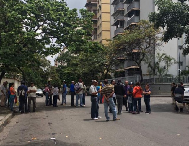 Sebin y Conas efectúan allanamientos masivos en Montalbán, caracas. Foto: @RichardBlancoOf 