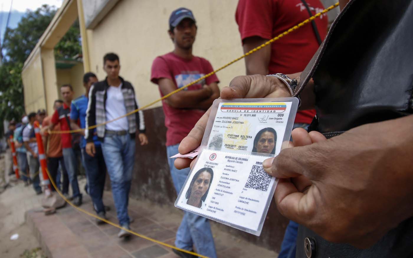 La lucha diaria de los venezolanos ilegales para sobrevivir en Barranquilla