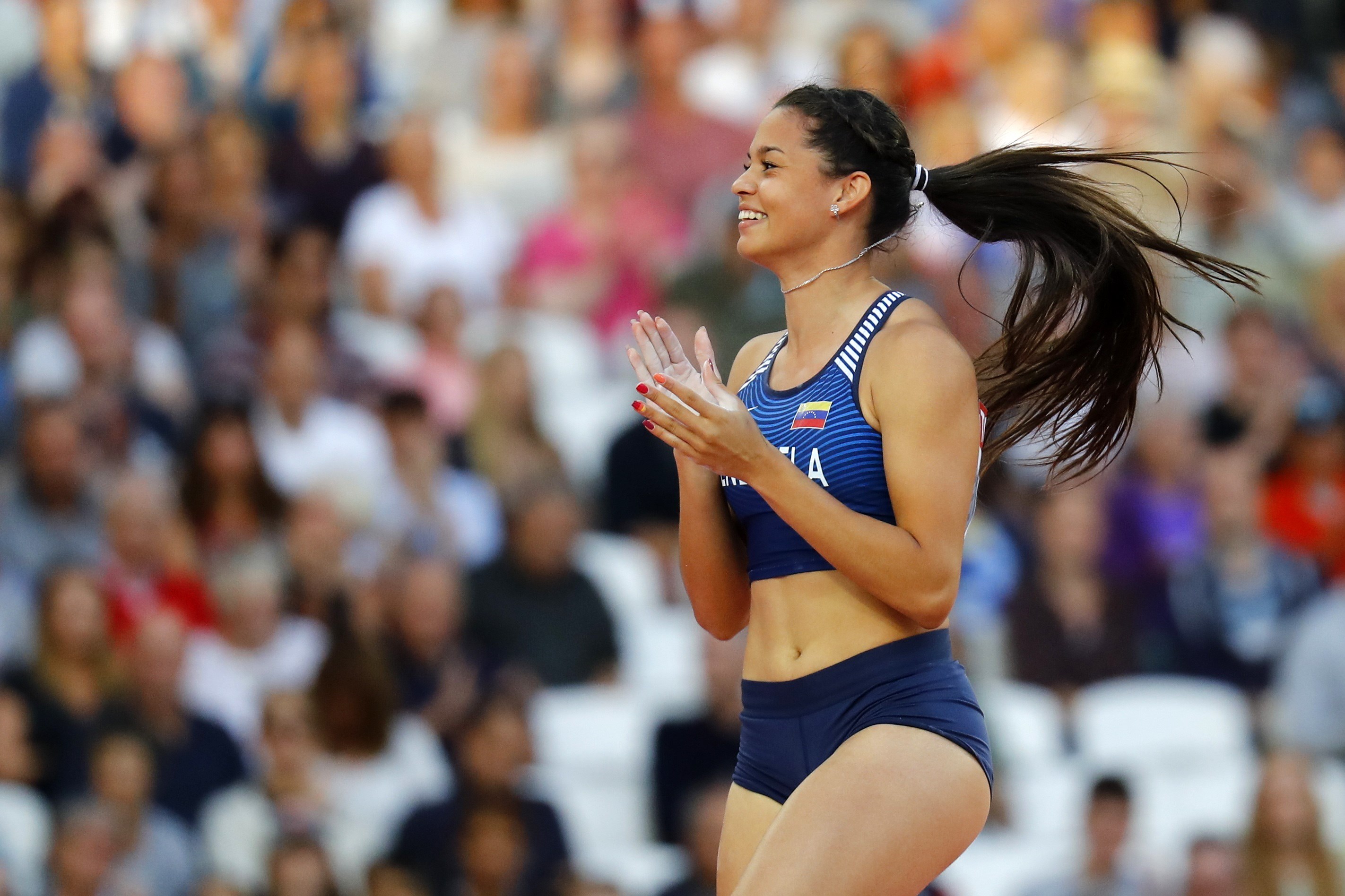 Robeilys Peinado se colgó el bronce en salto con pértiga (fotos)