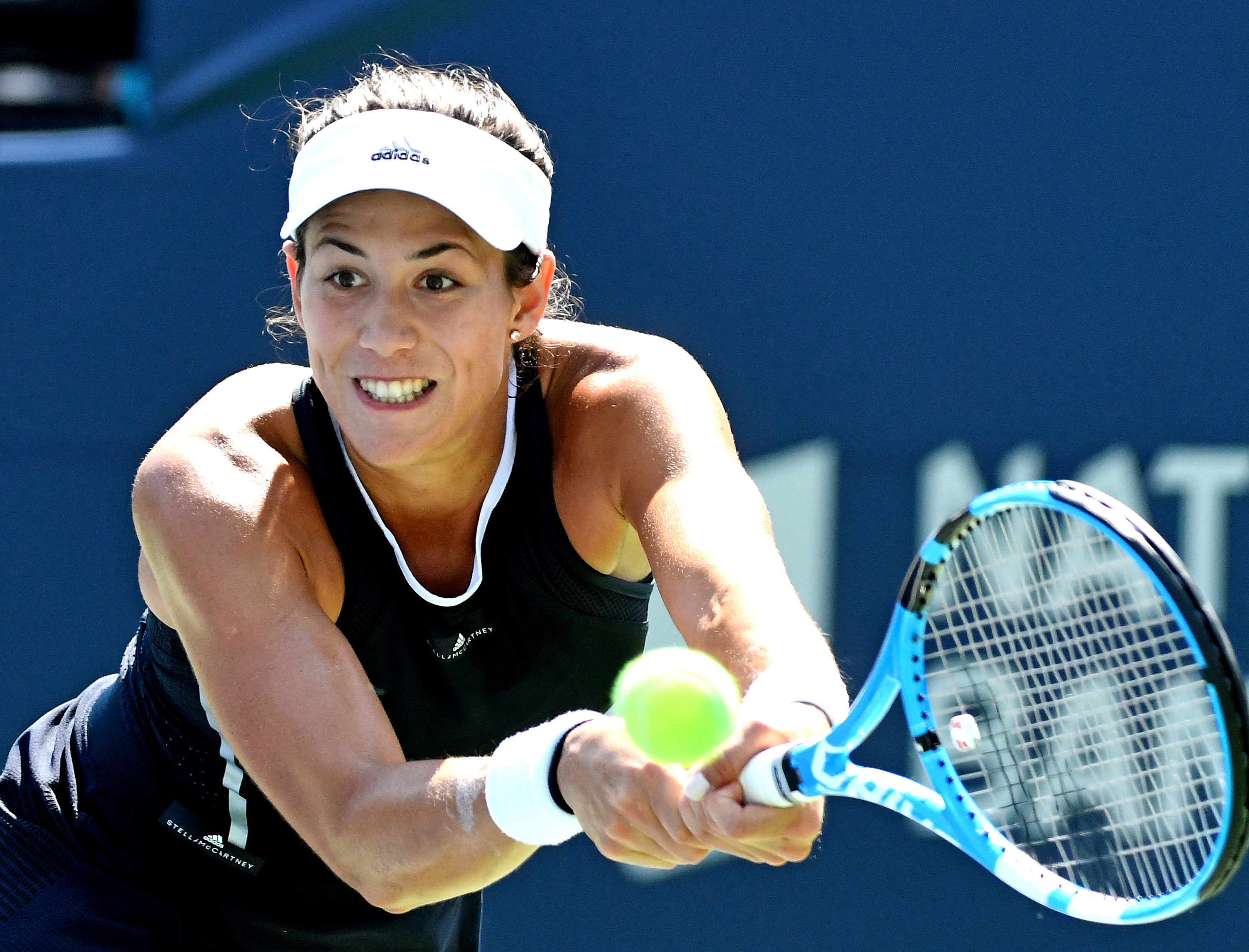 Muguruza sigue en forma y clasifica a octavos del torneo de Toronto