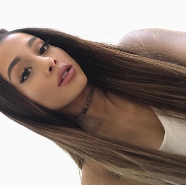 ArianaGrande