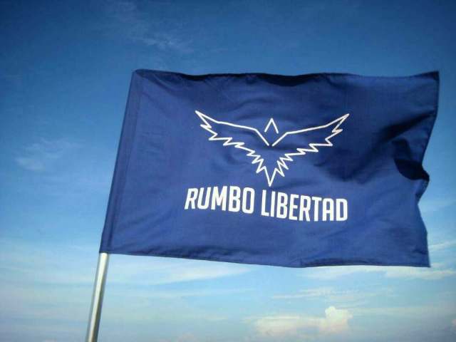 Rumbo Libertad desconoce legitimidad de todos los Poderes del Estado.