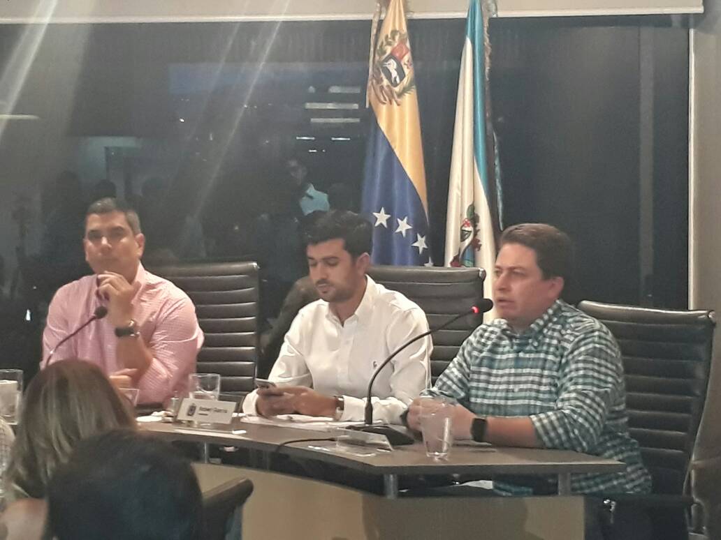 Designan a Gustavo Duque como nuevo alcalde de Chacao