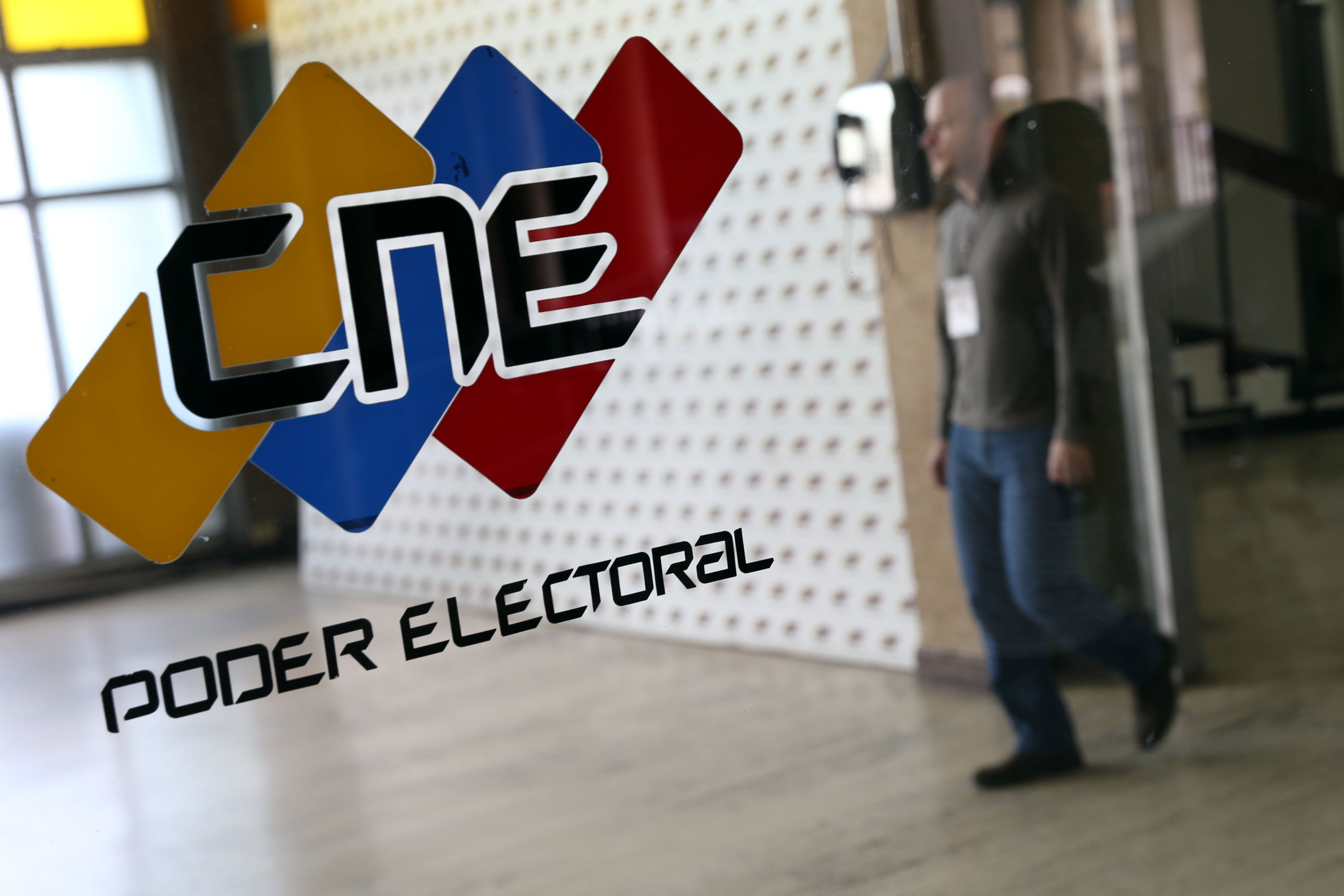 Conozca los centros electorales reubicados por el CNE para las elecciones regionales #15Oct