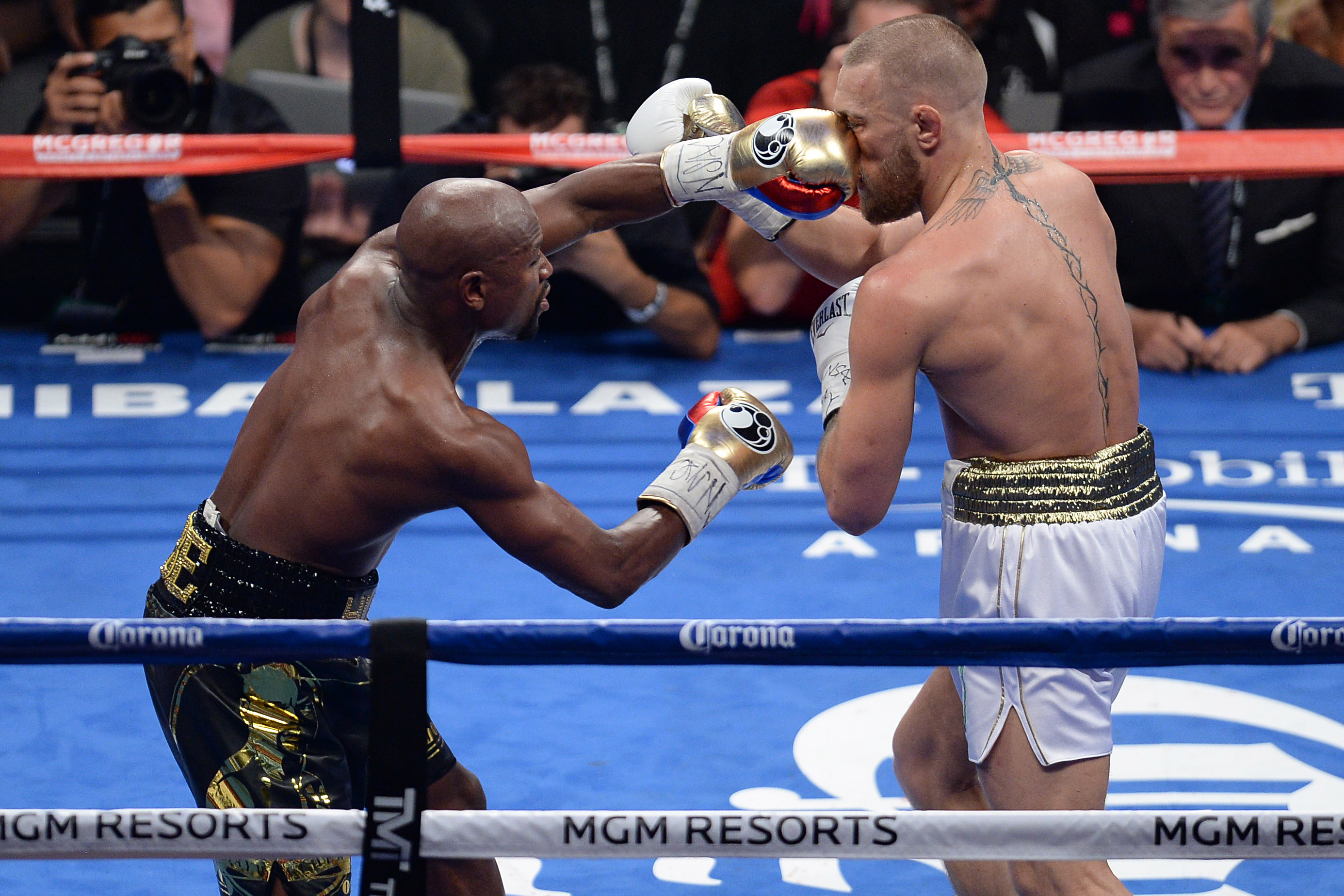 Verdades, mentiras y secretos de la paliza que Mayweather le dio a McGregor