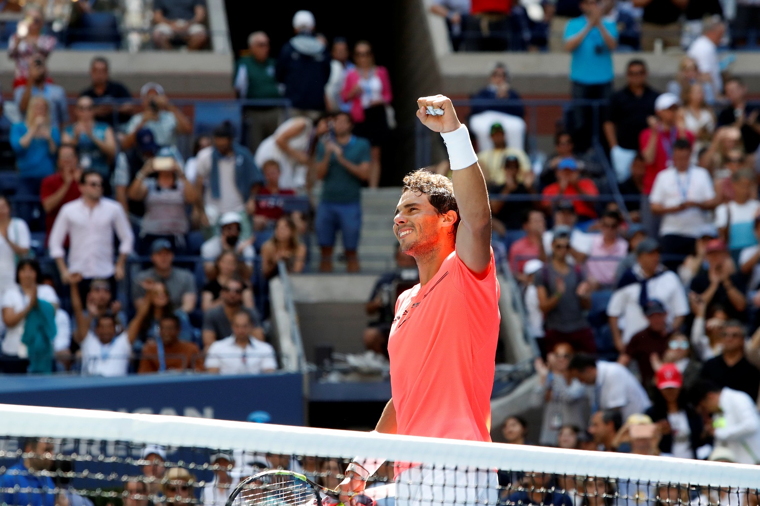 Nadal arrasa con Dolgopolov y clasifica a cuartos de final en Abierto de EEUU