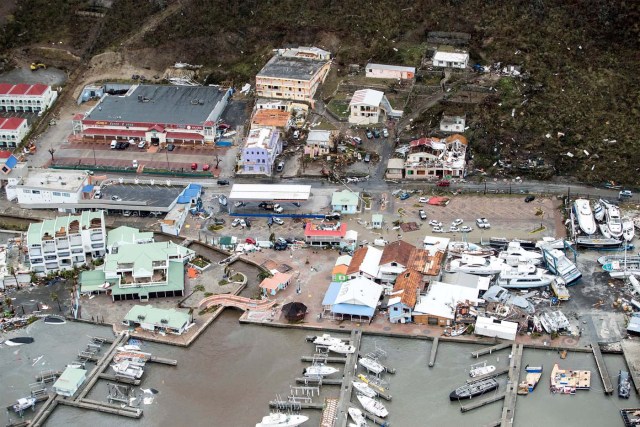 View of the aftermath of Hurricane Irma on Sint Maarten Dutch part of Saint Martin island in the Carribean September 6, 2017. Picture taken September 6, 2017. Netherlands Ministry of Defence/Handout via REUTERS ATTENTION EDITORS - THIS IMAGE HAS BEEN SUPPLIED BY A THIRD PARTY. MANDATORY CREDIT.NO RESALES. NO ARCHIVES