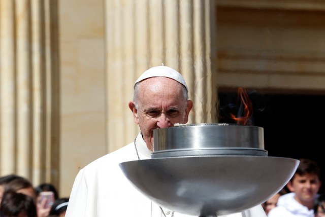 Pope Francis looks during his visit to Narino presidential palace in Bogota, Colombia September 7, 2017. REUTERS/Stefano Rellandini