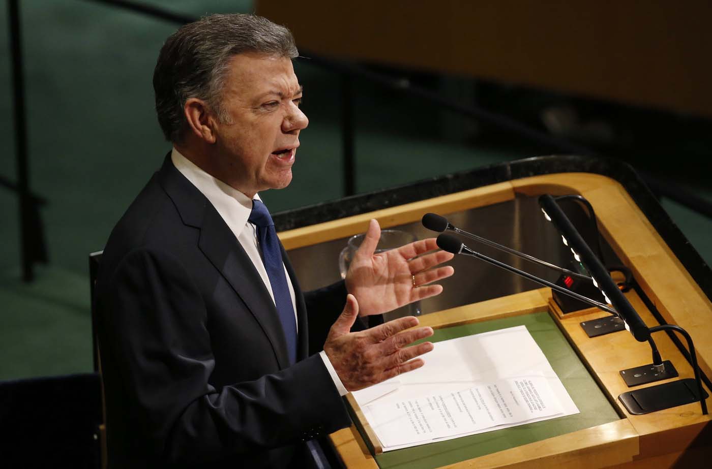 Santos en la ONU: Nos duele Venezuela y la destrucción de su democracia