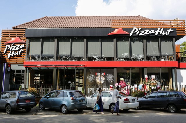 Local de Pizza Hut. Foto: EFE