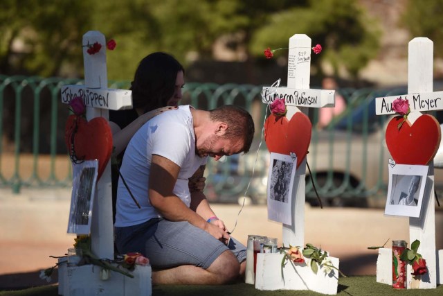 AFP PHOTO / Robyn Beck