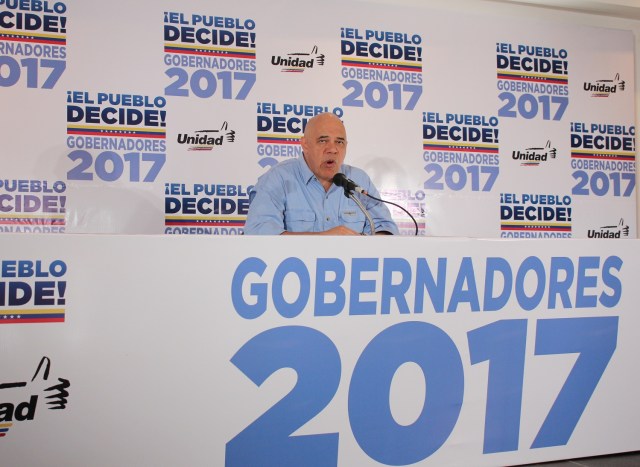 Jseús "Chúo" Torrealba en la sede del Comando de campaña de la MUD // Foto Prensa 