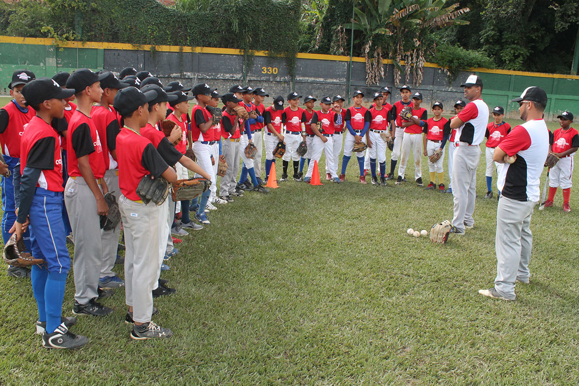 Por tercer año consecutivo se realiza la Caimanera Coca Cola en Carrizal