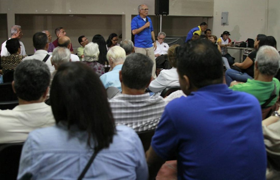 Sector salud se reunió con Ismael García