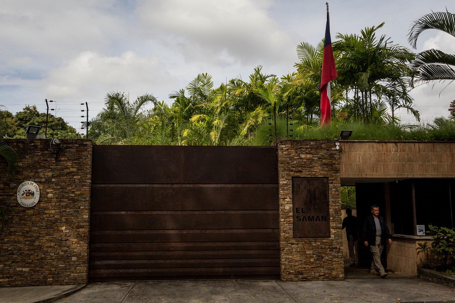 Chile está dispuesto a dar asilo a Freddy Guevara refugiado en la embajada