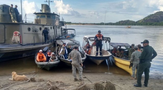 La  Brigada de Infantería de la Marina colombiana realiza las labores de búsqueda