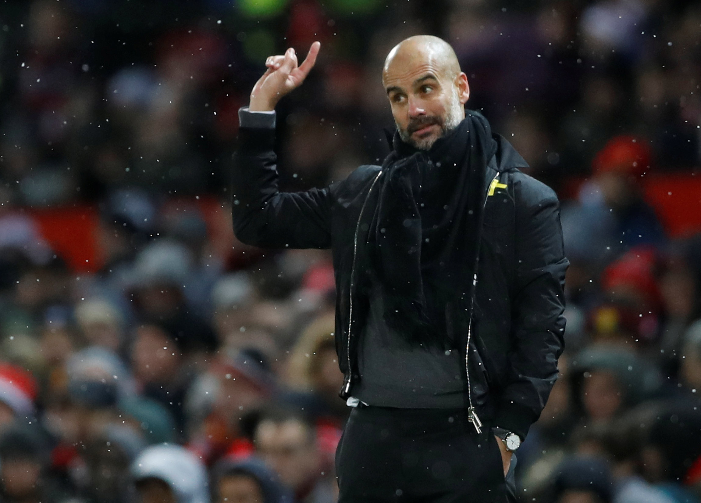 Asistente de Guardiola ensangrentado en pelea tras el derby de Mánchester