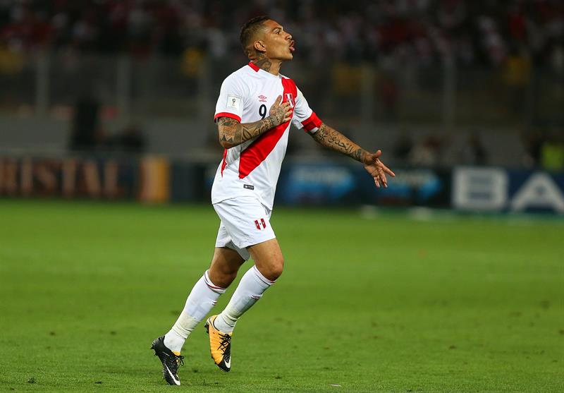 Perú en estado de shock, obligado a alternativas tras sanción FIFA a Paolo Guerrero