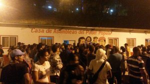 GNB y PNB lanzan perdigones y lacrimógenas por intento de saqueo en La Veguita
