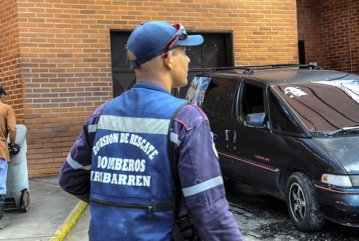 Mujer sufrió crisis depresiva  y se suicidó quemando su cuarto en Lara