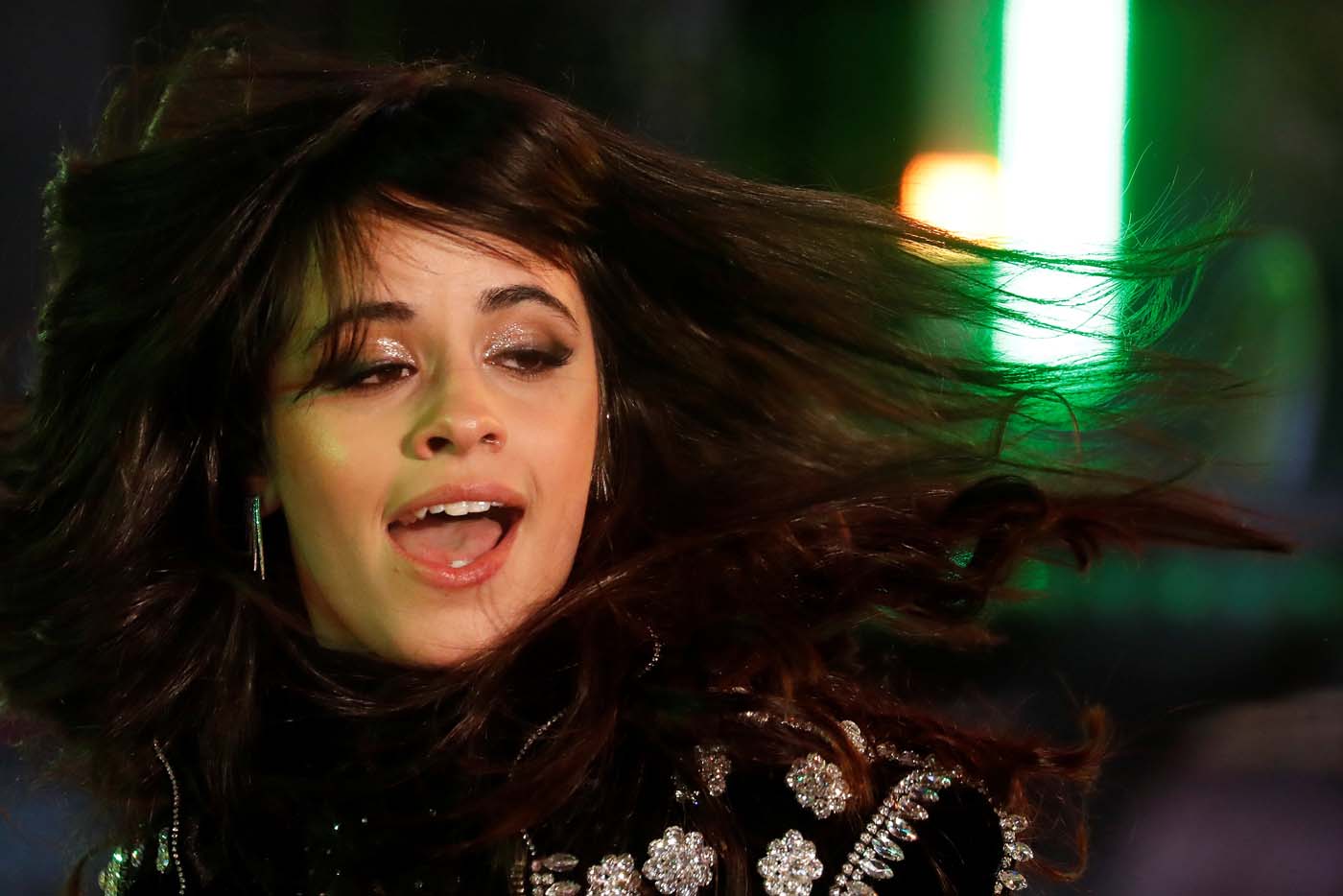 Camila Cabello en problemas tras revelarse sus tweets antiguos con contenido racista