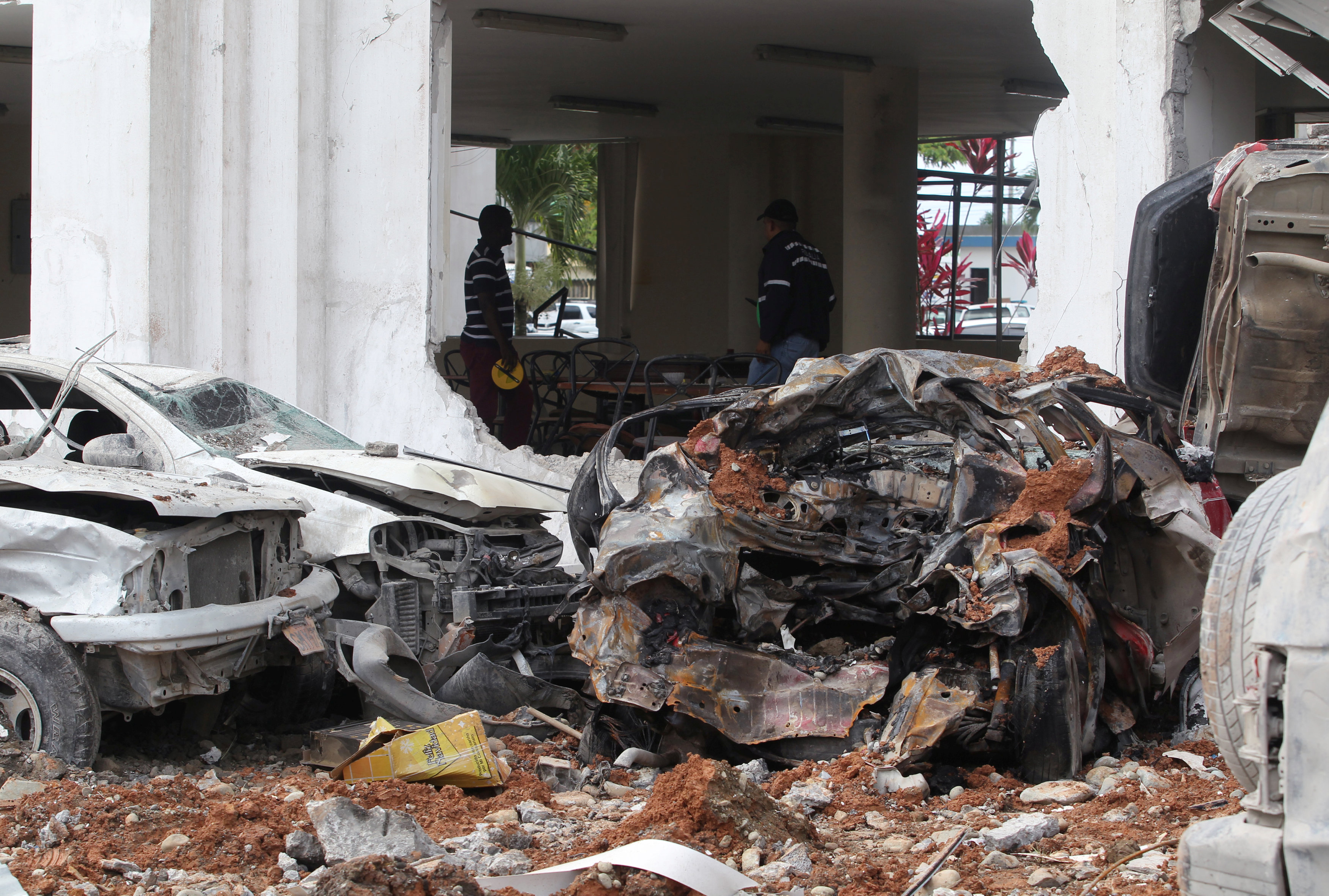 Ministro cifra en 28 los heridos en atentado con “carro bomba” en Ecuador