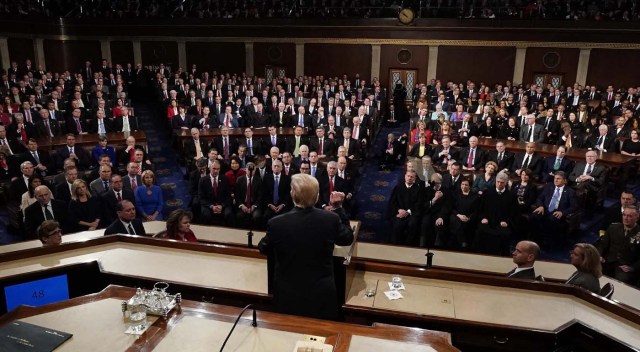 U.S. President Donald Trump delivers his State of the Union address to a joint session of the U.S. Congress on Capitol Hill in Washington, U.S. January 30, 2018. REUTERS/Jim Bourg