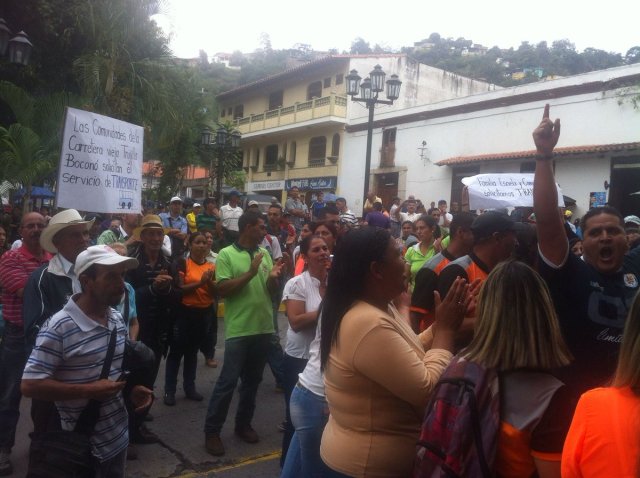 Foto: Protesta por la falta de transporte en Trujillo / Los Andes