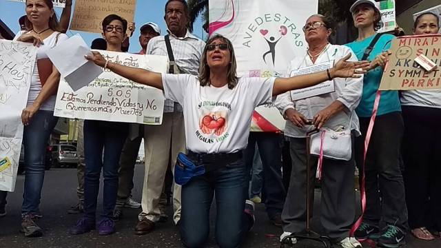 defensoria protesta medicina