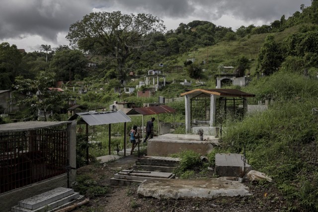  Una vista del cementerio local en Barlovento donde enterraron a Eliezer Ramirez. 