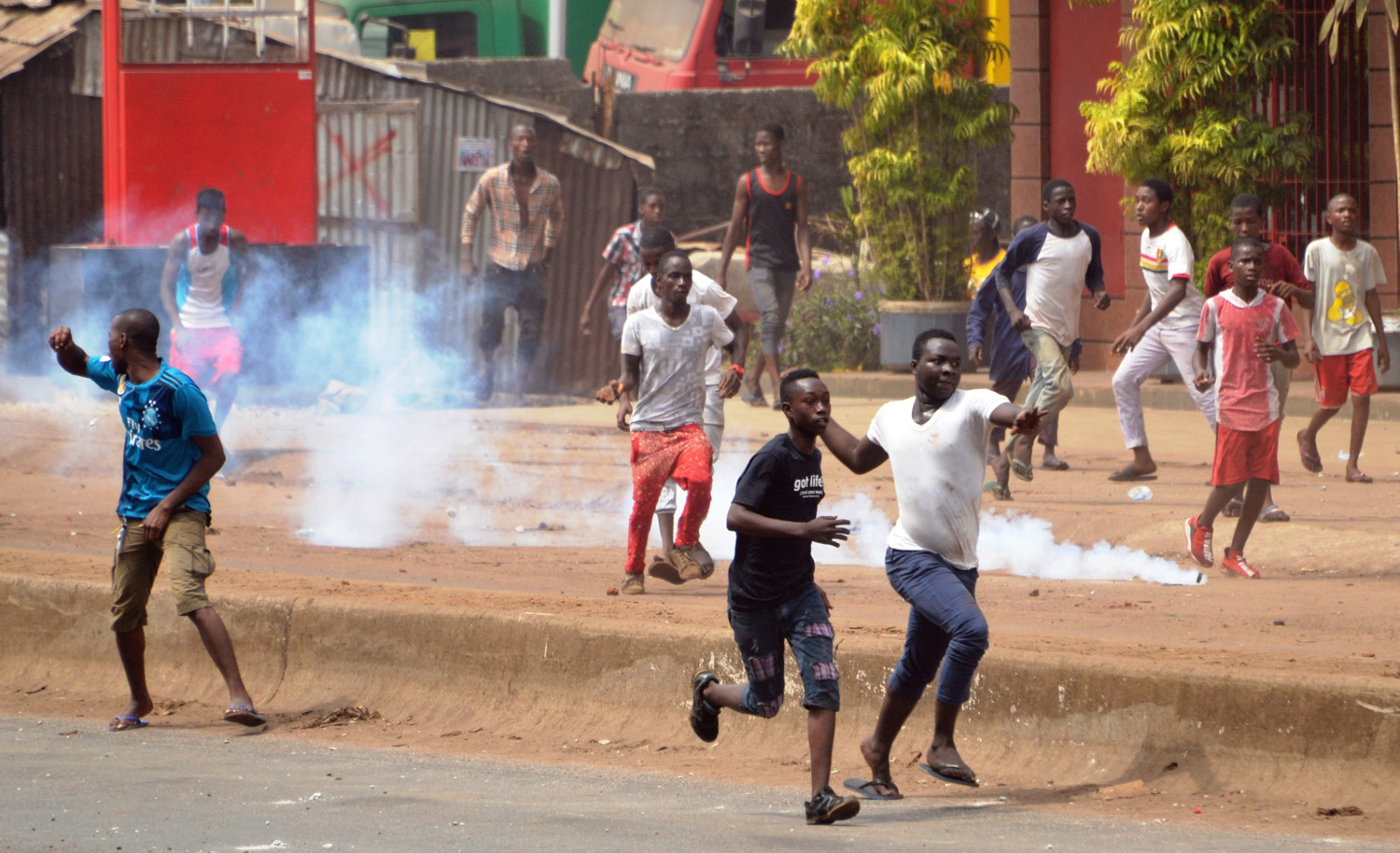 Asesinan a cinco bebés en disturbios poselectorales en Guinea