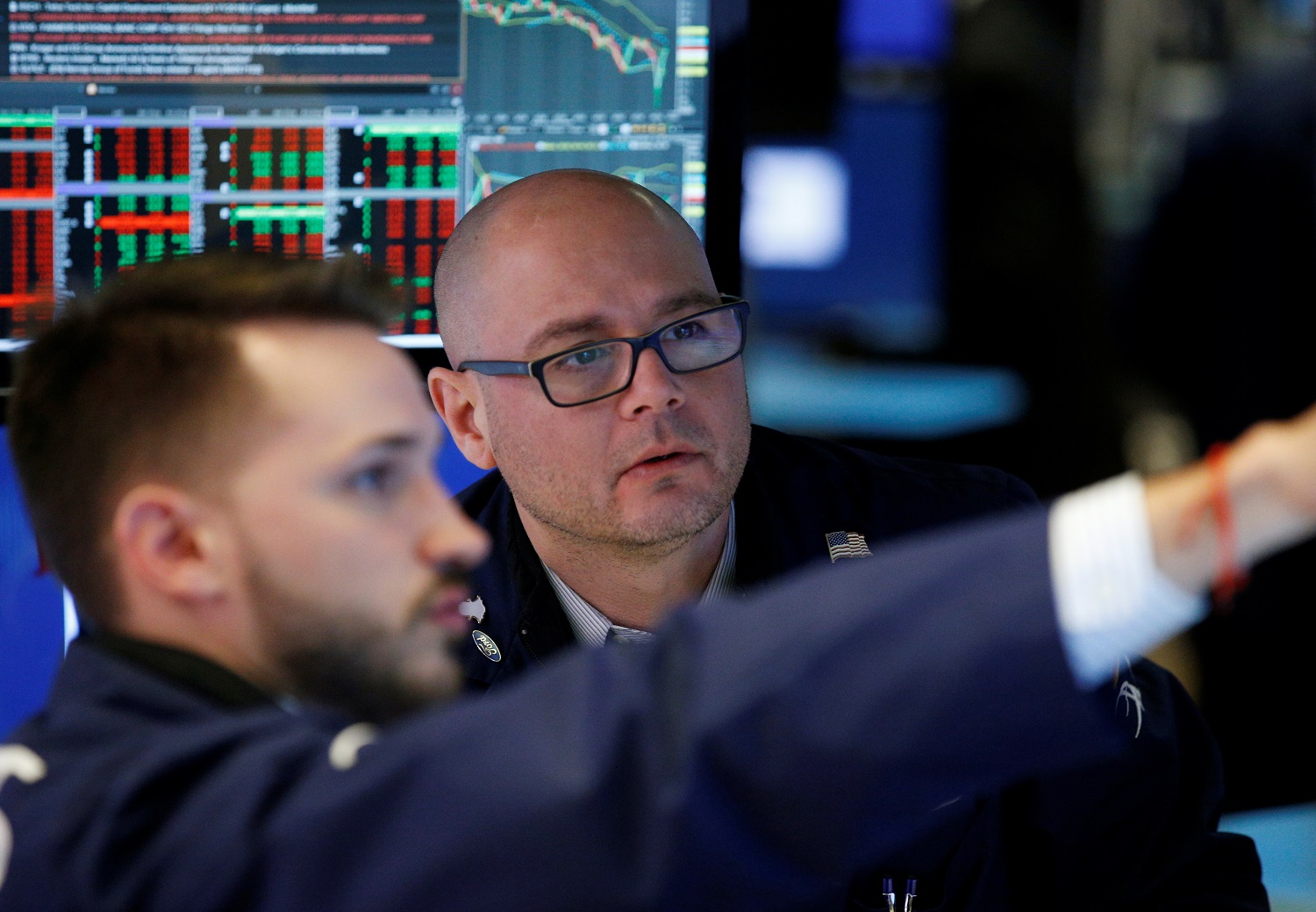 Wall Street abre en alza tras cifras de subsidios por desempleo