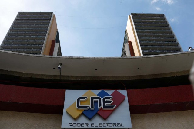 The logo of the National Electoral Council (CNE) is seen in its headquarters in Caracas, Venezuela February 5, 2018. REUTERS/Marco Bello