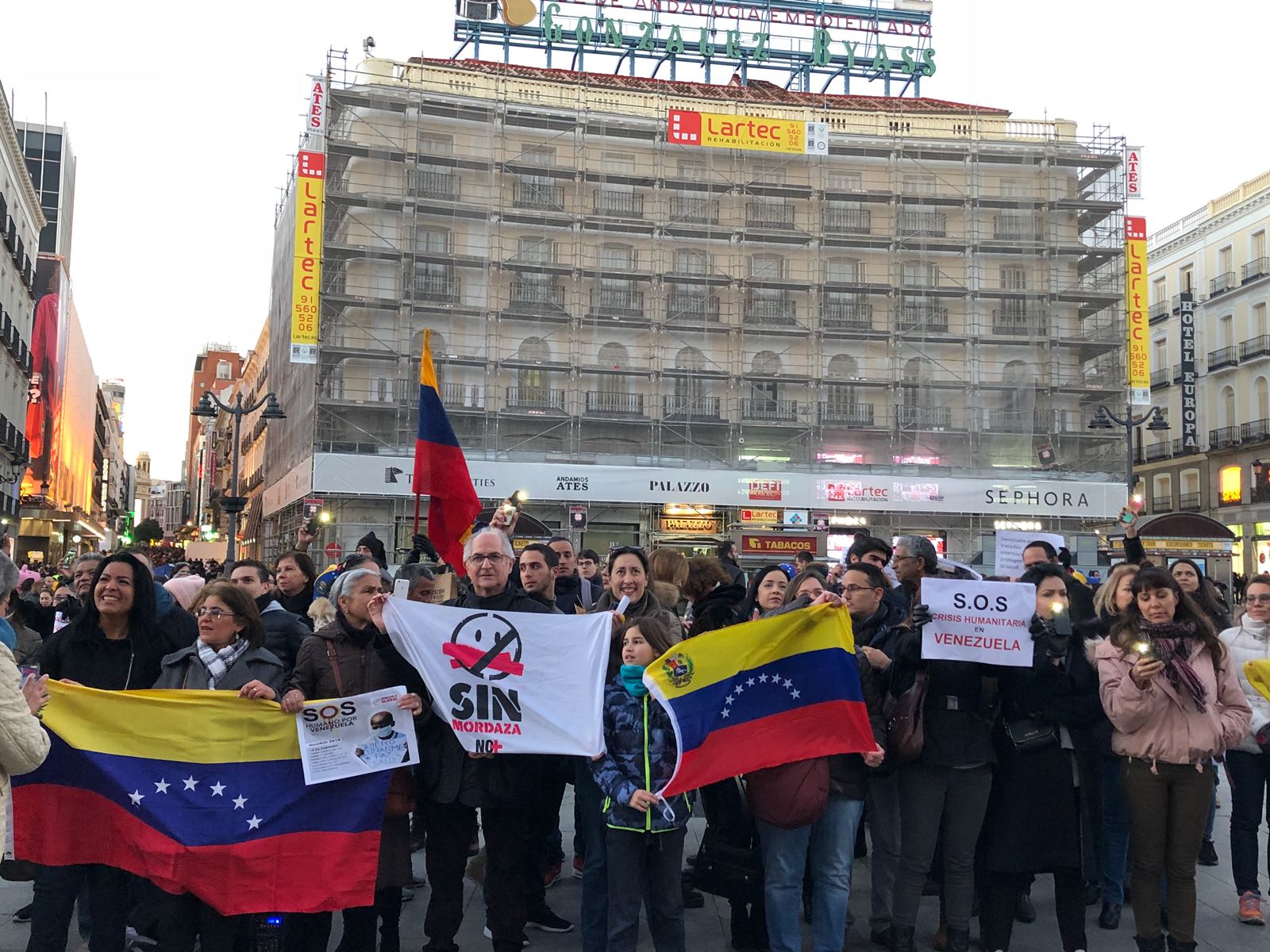 Antonio Ledezma: Gobierno genocida de Maduro mata a pacientes  en Venezuela