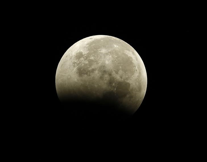 La Luna tendrá su primera red de telefonía móvil