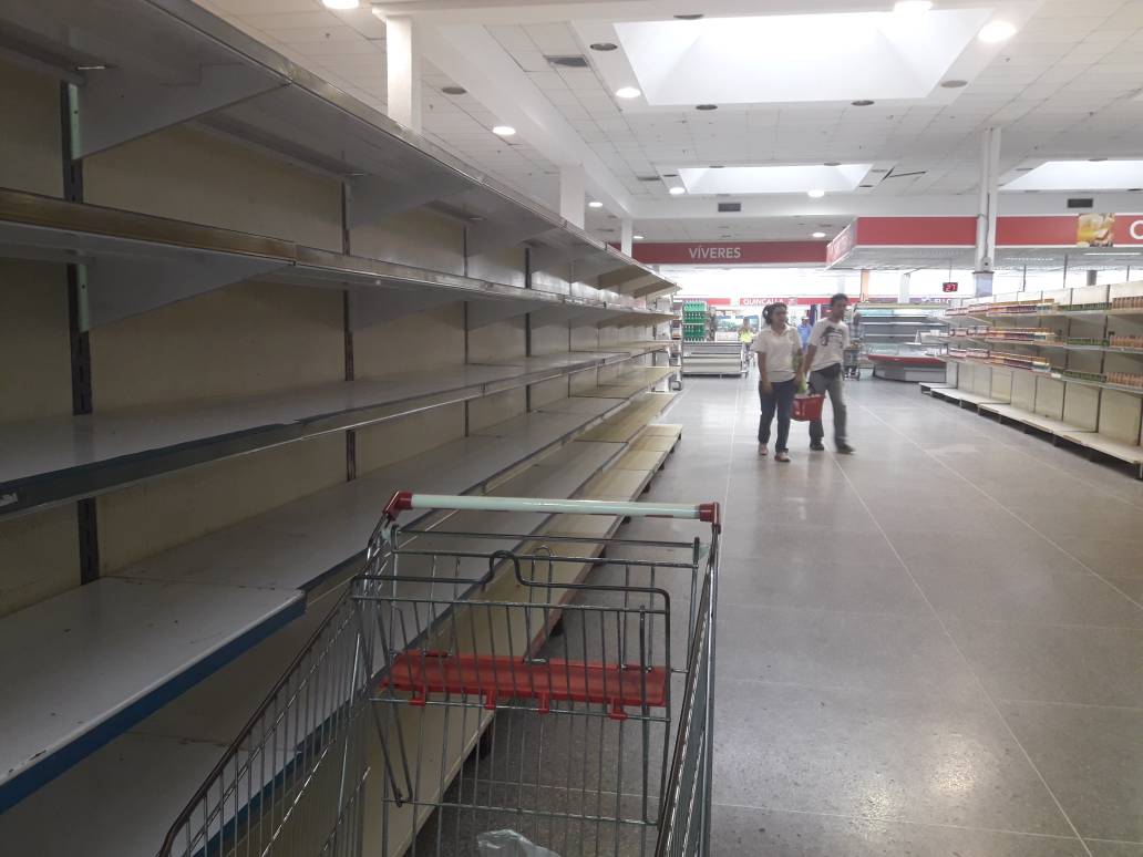 Saqueos a camiones y acoso a los comerciantes agravan la escasez en Anzoátegui