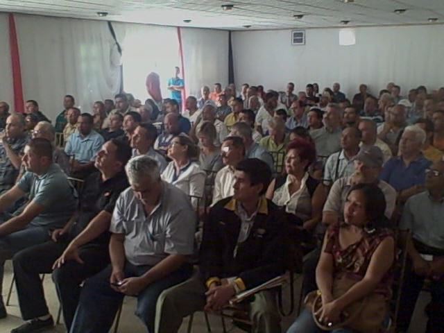 Asamblea de Transportistas a nivel nacional aprobó iniciar acciones cívicas a partir del lunes #5Feb