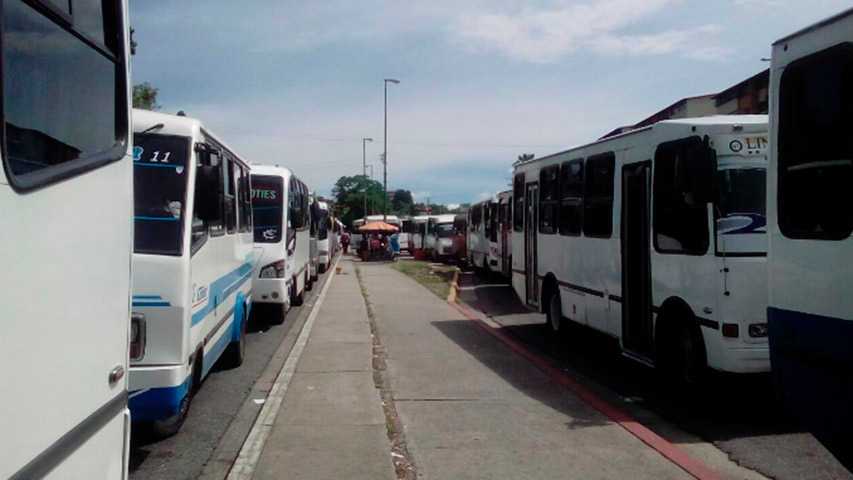 Solo el 10% del transporte público funciona en Nueva Esparta